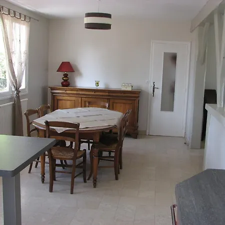 Spacious Holiday In Tours-en-vimeu With Garden Σπίτι διακοπών *