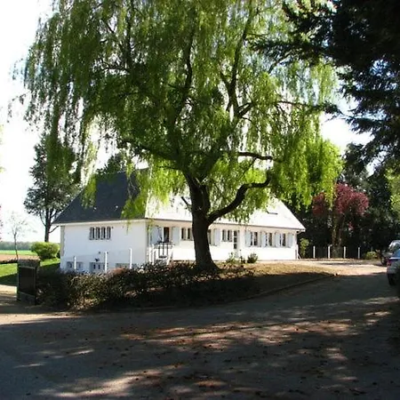 Spacious Holiday In Tours-en-vimeu With Garden Σπίτι διακοπών